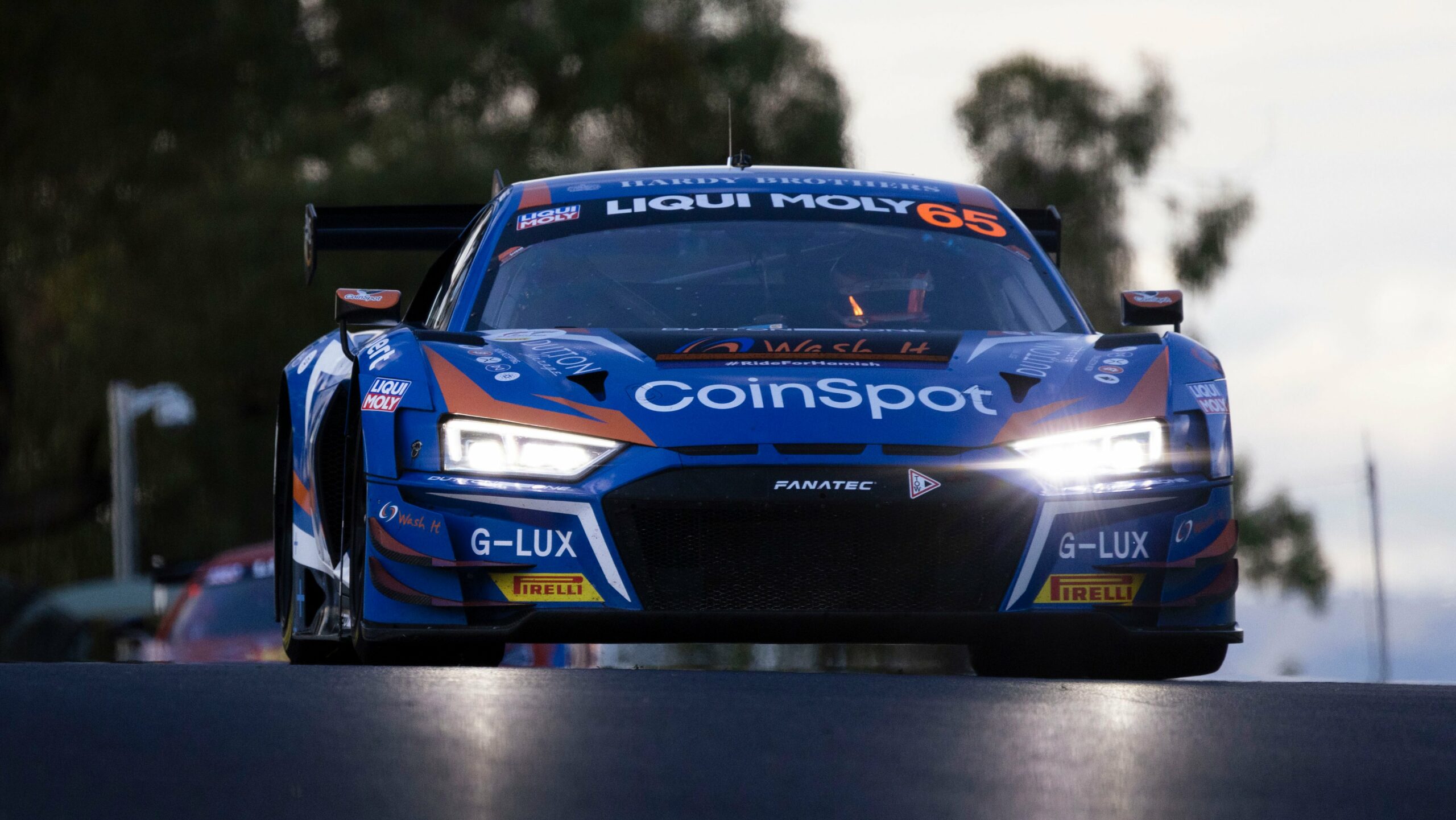 IGTC, Bathurst 12h qualifiche: Mostert guida la festa di Audi