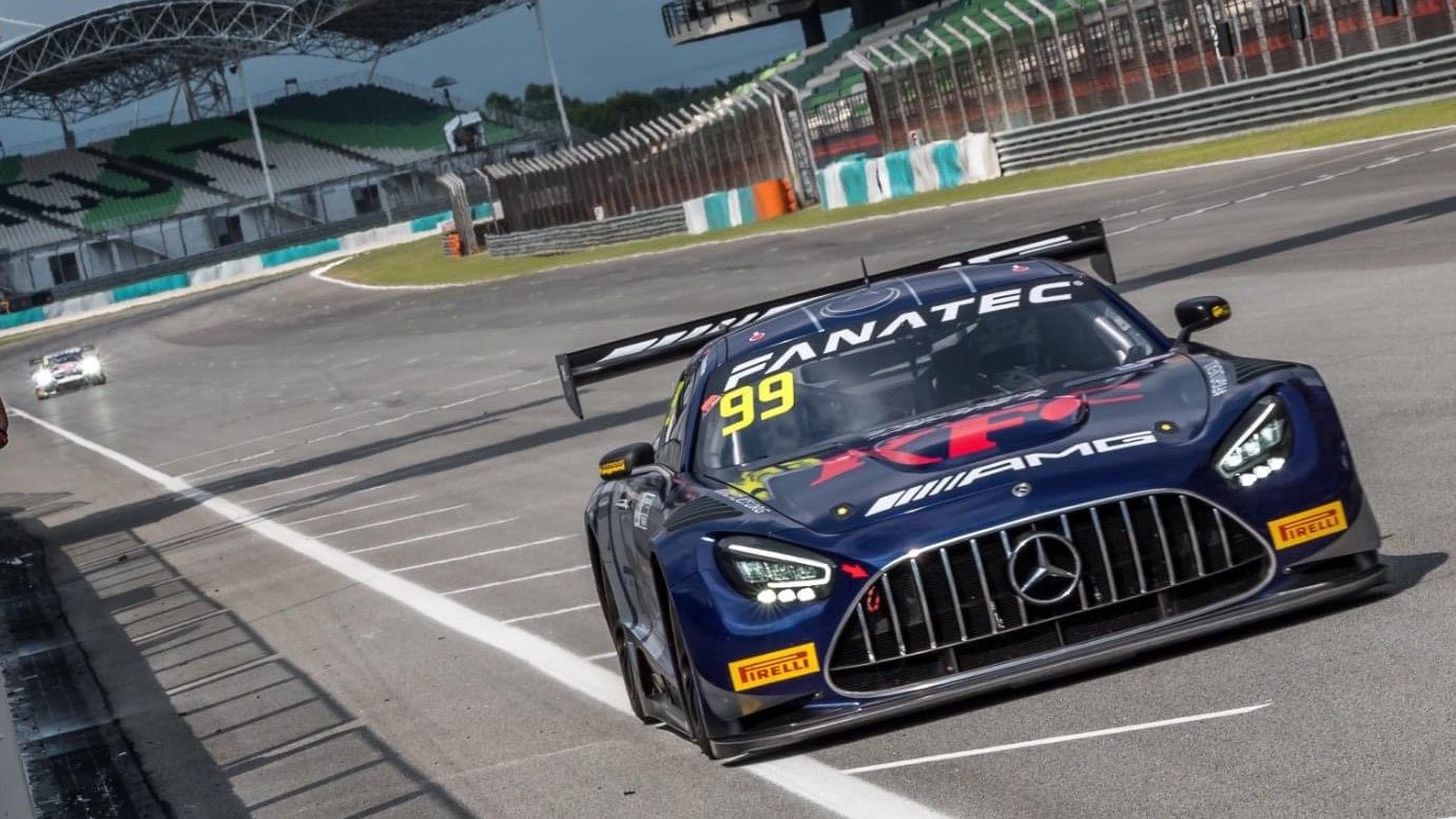 GTWC Asia, Sepang: Mercedes e Porsche al top