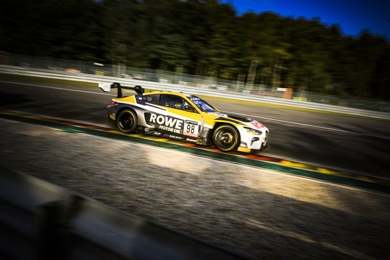 24h Spa, 16h to go: BMW risponde a Ferrari con ROWE Racing #98