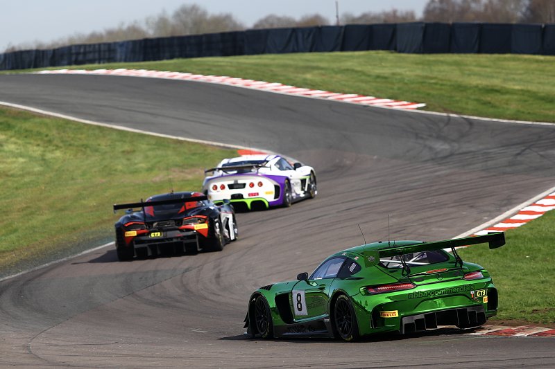 British GT live! Le qualifiche da Oulton Park