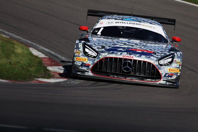 British GT, Oulton Park race-2: Mercedes si ripete con Loggie/Gounon