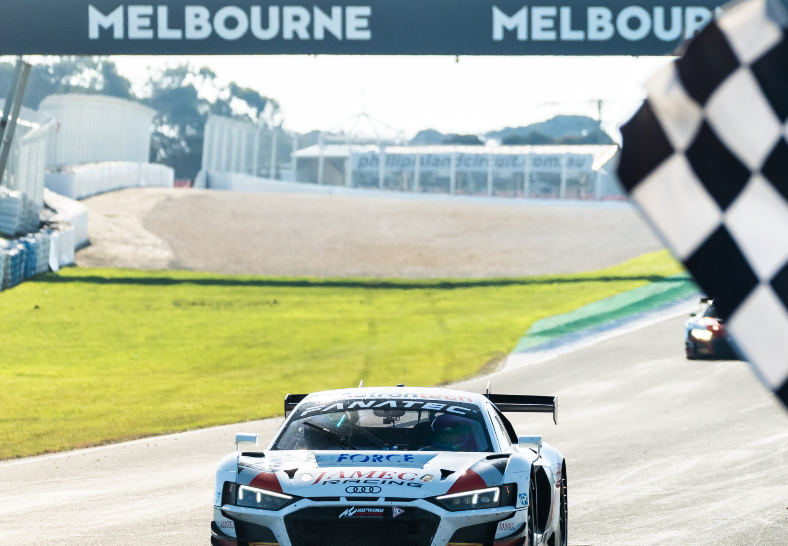 GTWC Australia, Phillip Island race-2: Emery ed Hofer riportano Audi al top