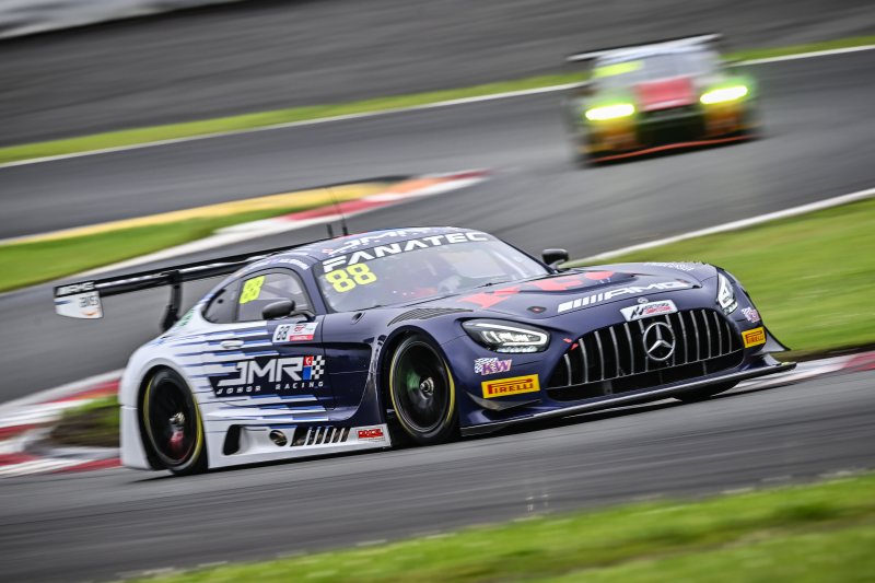 GTWC Asia, cambia la graduatoria della race-2 del Fuji. Mercedes #88 a segno