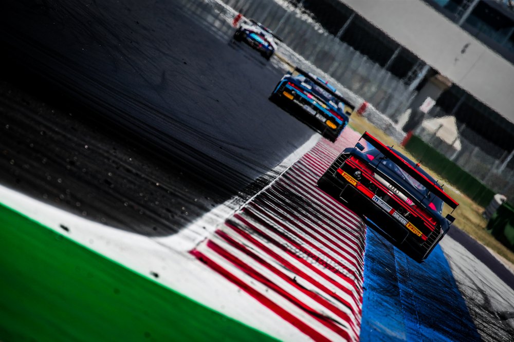 36 auto a Misano per la seconda della Sprint Cup