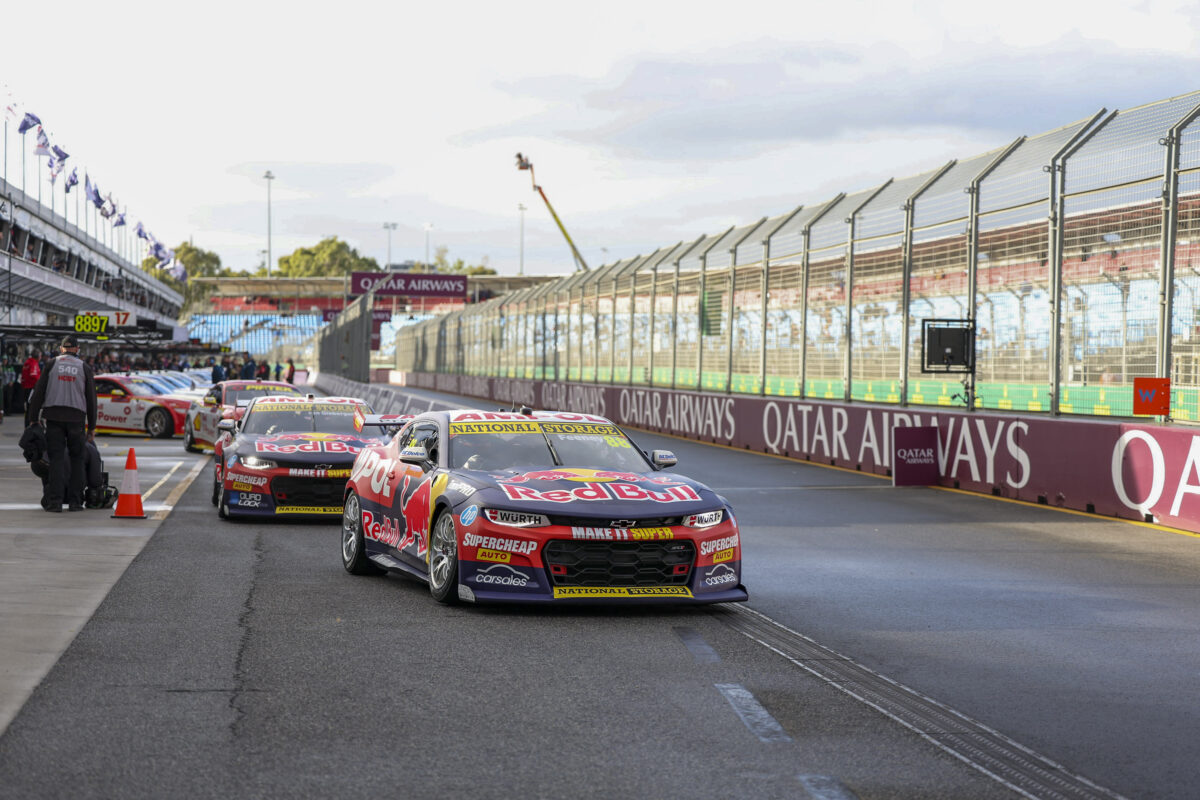 Supercars, si riparte da Melbourne. Mostert sfida Brown e Feeney