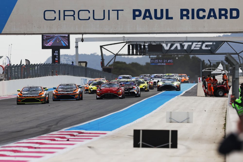 Paul Ricard race-2: Aston Martin svetta contro Toyota