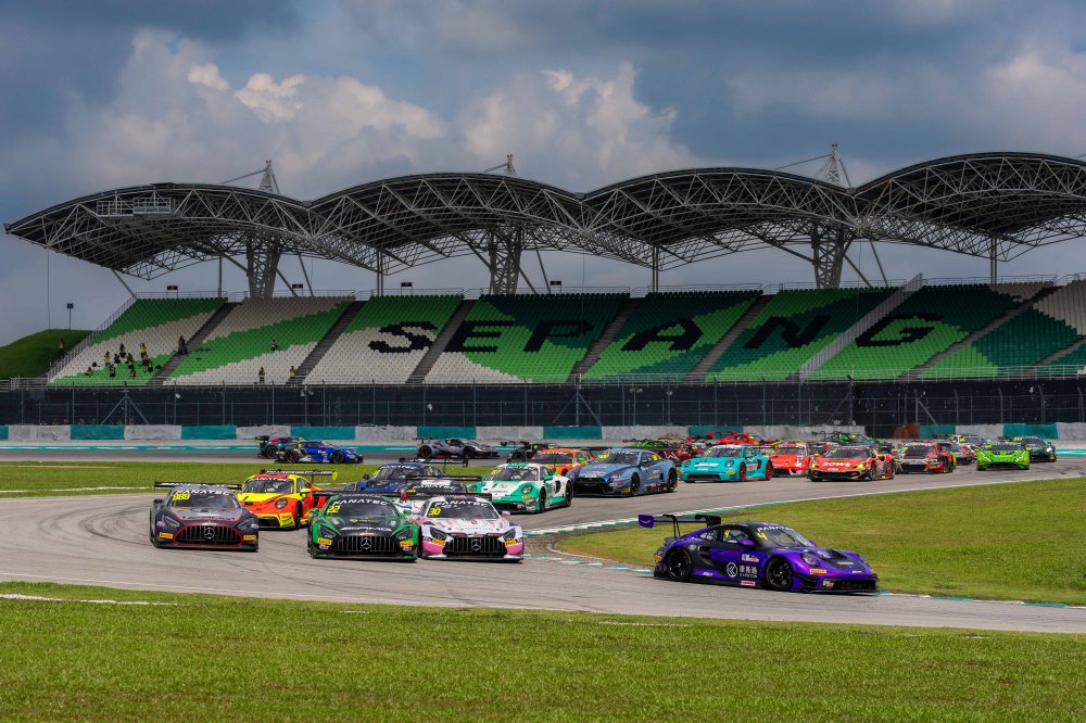 Sepang: Audi e Porsche all’attacco