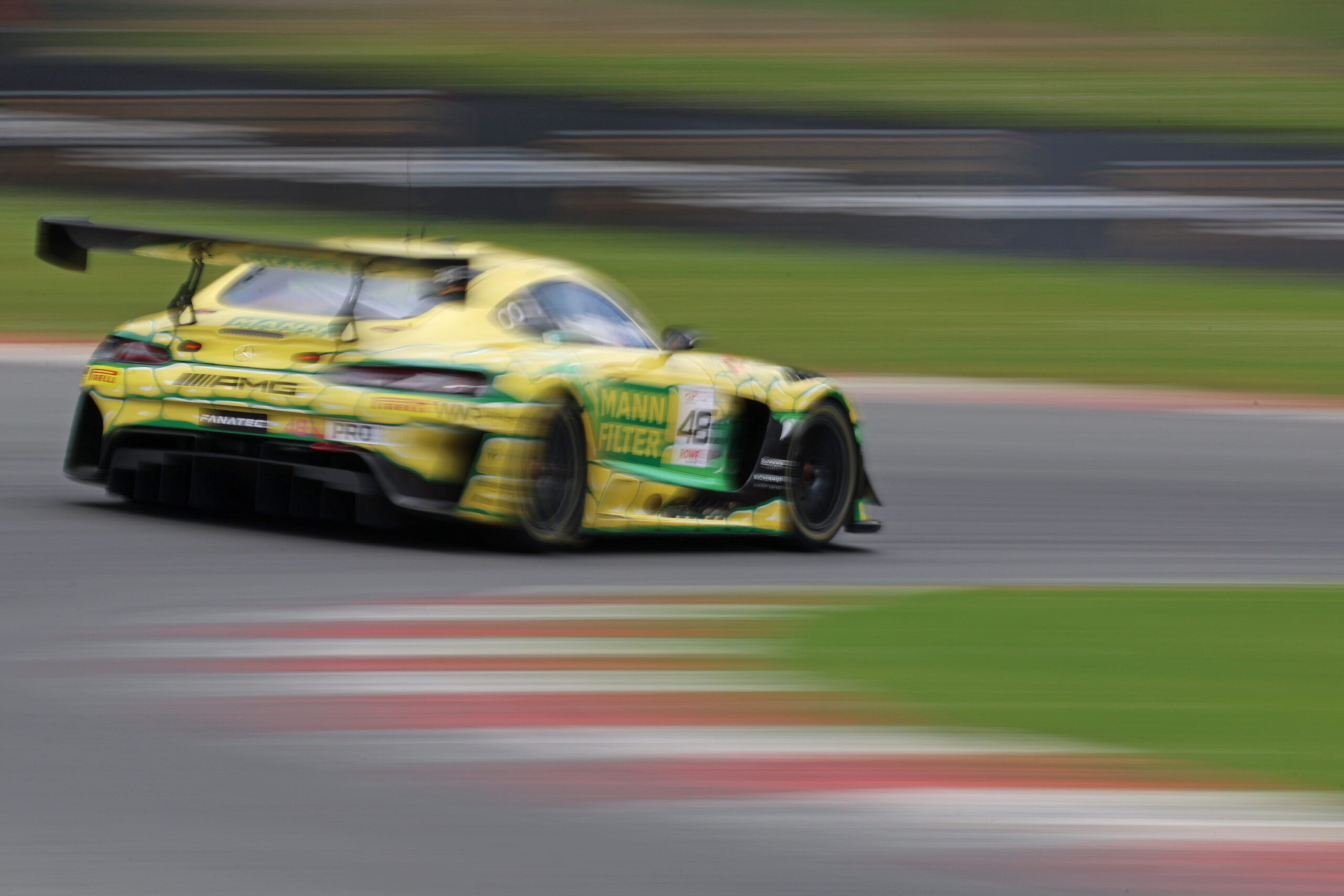 Brands Hatch qualifiche: Green #14 ed Auer #48 in pole