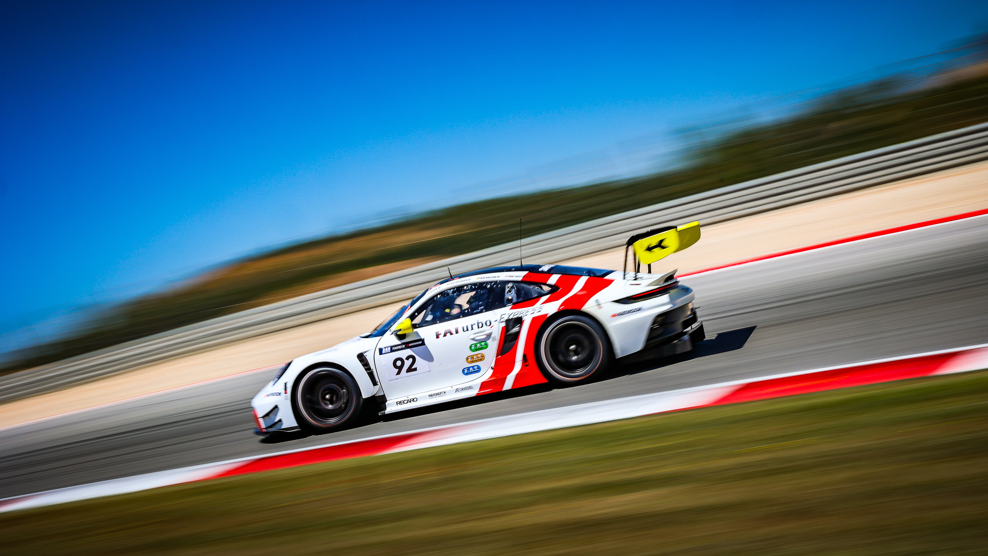 24h Portimao: Herberth Motorsport Porsche #92 vince in scioltezza