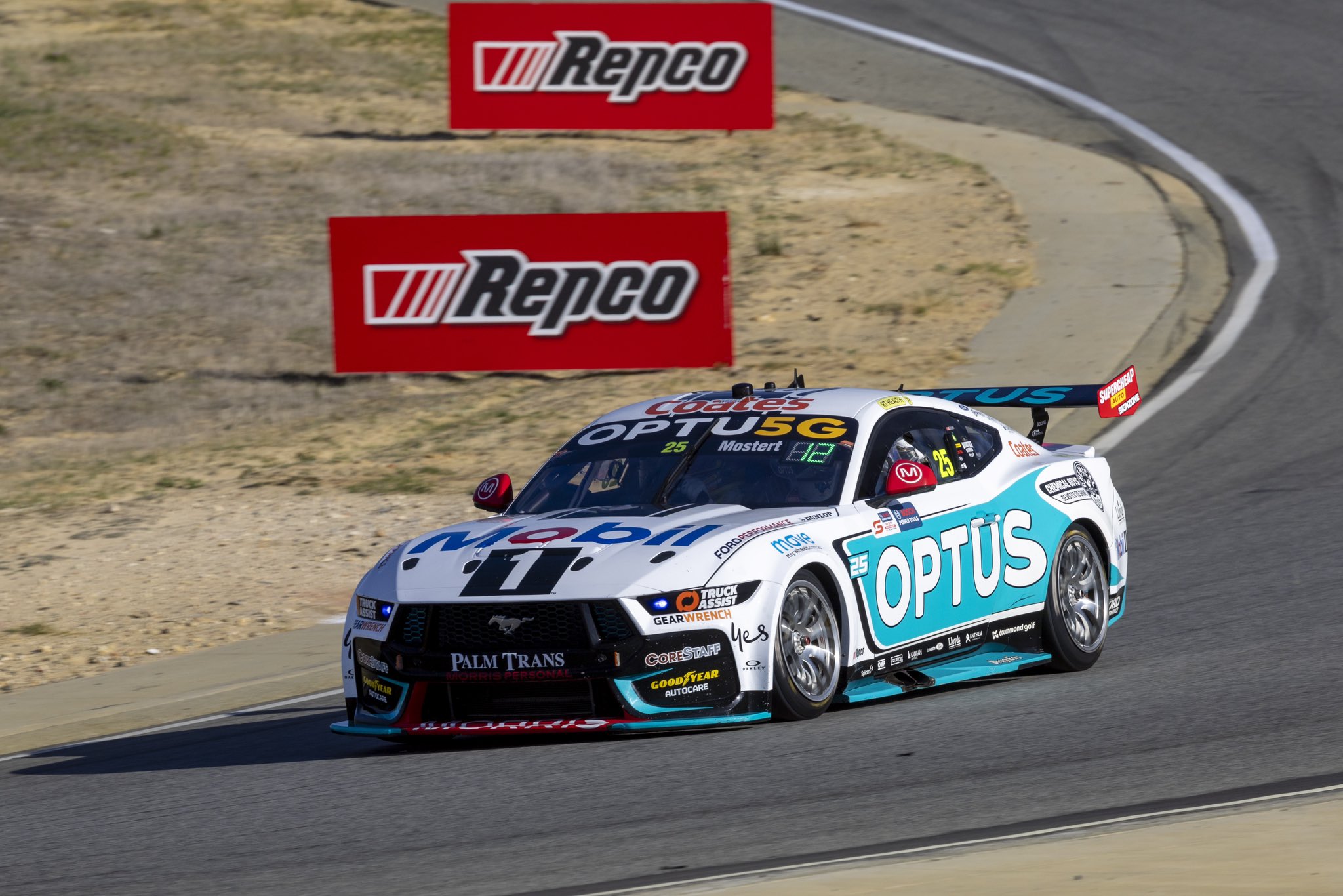 Perth: Ford regna con Mostert e Waters