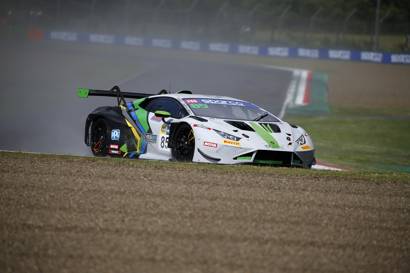 Imola, race-2: Denes/Bartholomew concludono un week-end perfetto per Lamborghini