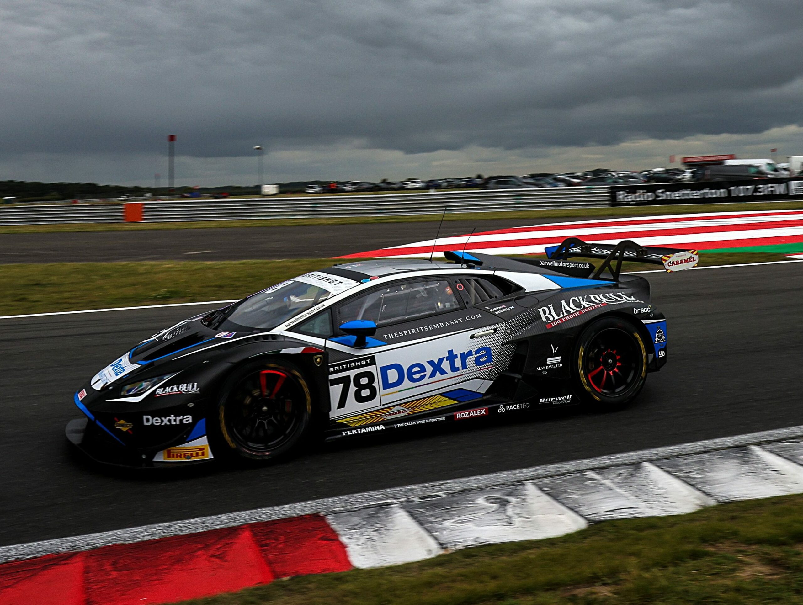 Snetterton, qualifiche: Lamborghini e Barwell Motorsport ancora al vertice