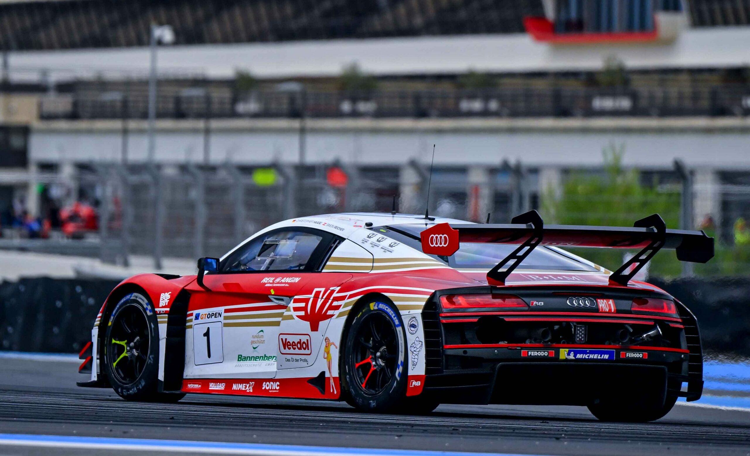 Paul Ricard, race-1: Eastalent Racing Audi #1 vince con forza