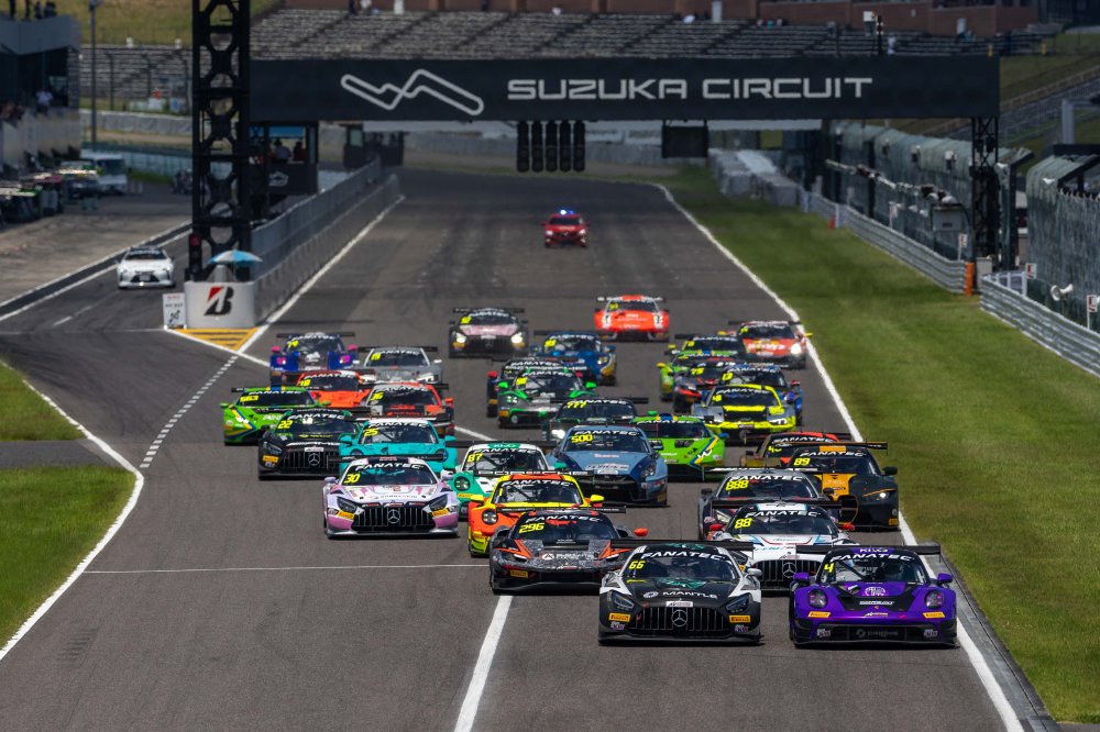 GTWC Asia, Suzuka: Nissan e Mercedes al vertice, Lu Wei torna leader del campionato 