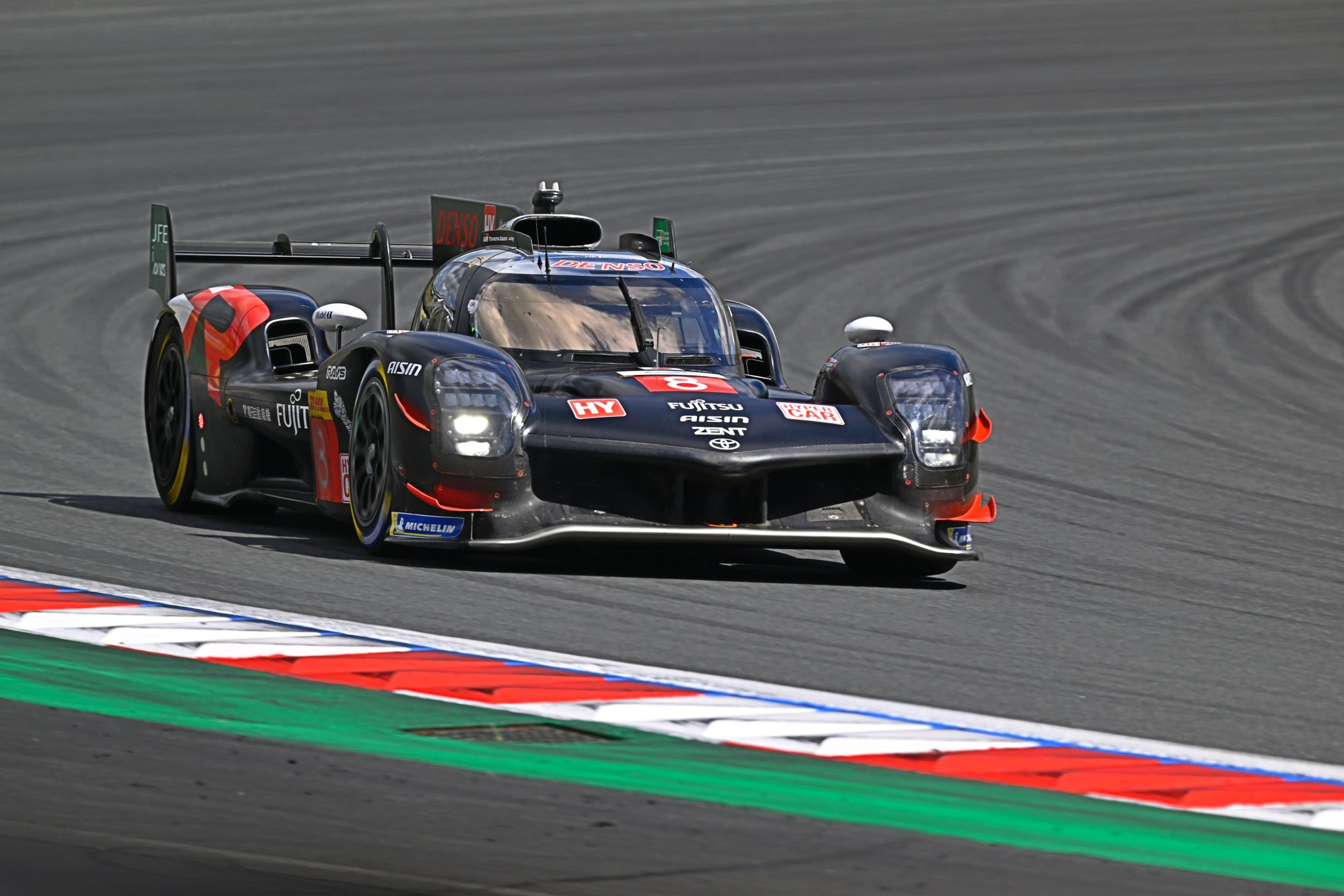 Toyota può essere battuta anche al Fuji