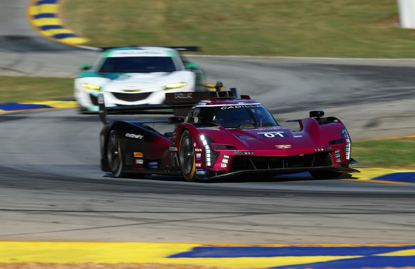 Petit Le Mans: tra Porsche ed Acura vince Cadillac Racing #01. Rexy campione GTD PRO