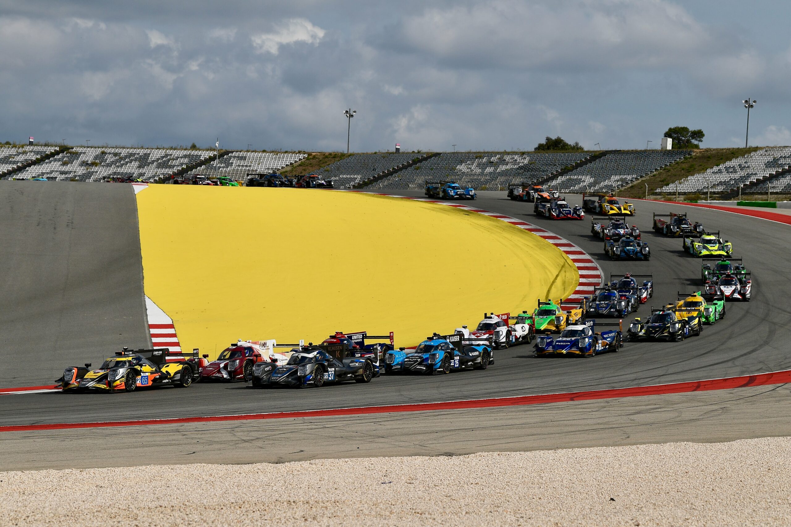 4h Portimao: COOL Racing #37 vince la gara, AO by TF #14 campione LMP2. Titolo AF Corse #83 in LMP2 PRO Am, Iron Lynx Lamborghini #63 al top in LMGT3