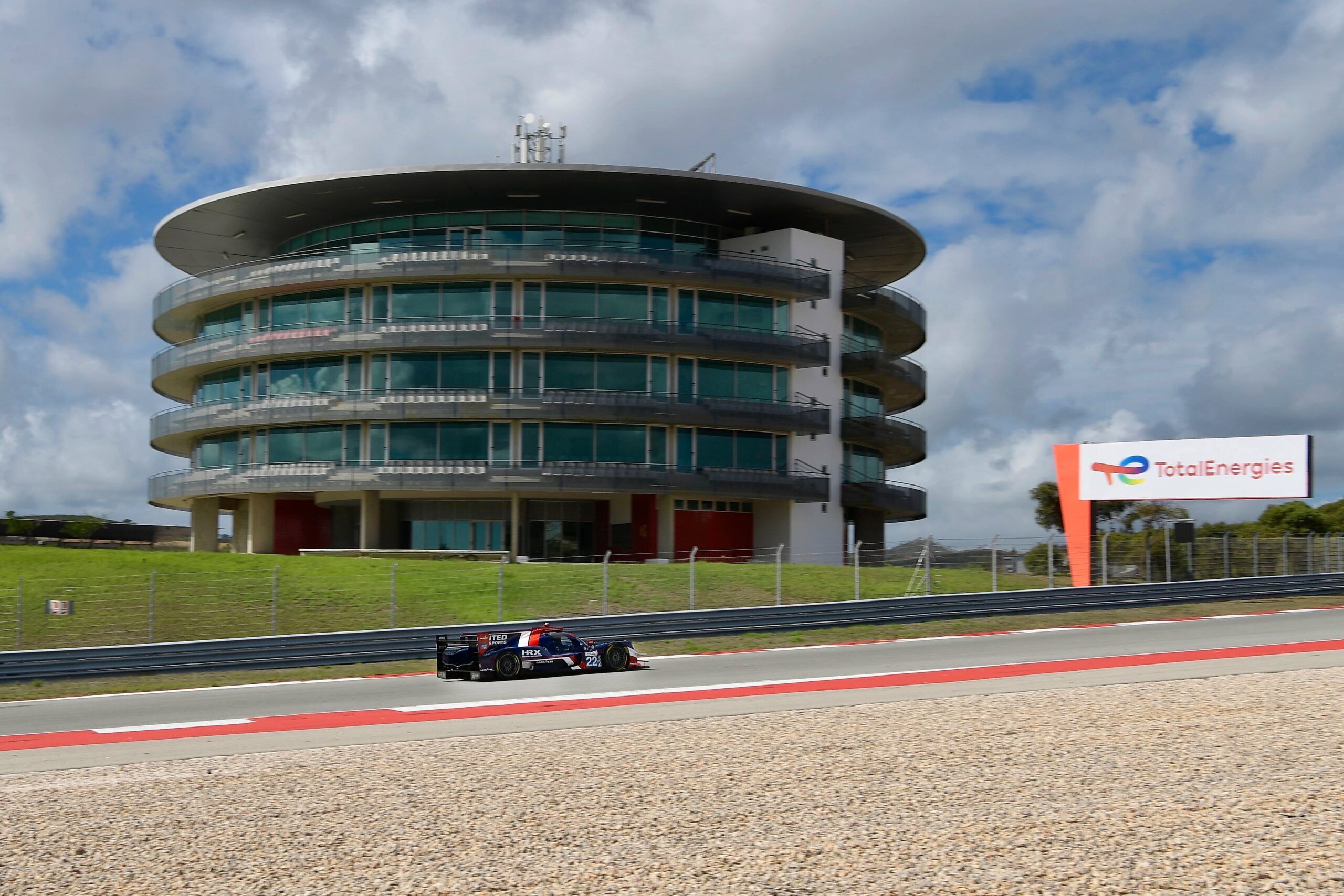 Portimao, test pomeriggio: United Autosports #22 in vetta